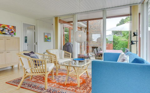 Birge - 200M from the Sea: Wood, Furniture, Interior Design, Flooring, Floor, Home, Living Room, Chair, Ceiling, Couch