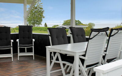 Silka - 250M from the Sea