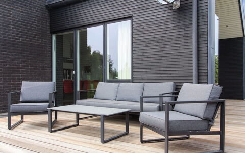 Rudolf - 95M from the Sea: Plant Community, Sunlight, Herbaceous Plant, Garden, Plantation, Agriculture, Farm