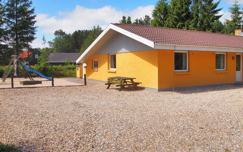 Billing - 11Km from the Sea: House, Roof, Home, Residential Area, Cottage, Estate, Shade, Yard, Farmhouse, Driveway