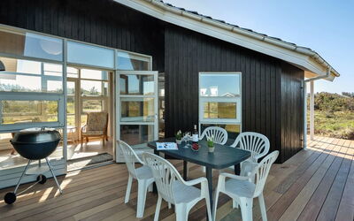 Janni - 250M from the Sea