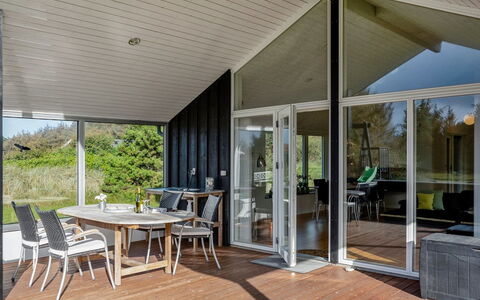 Faye - 600M from the Sea: House, Roof, Home, Cottage, Shed, Garden Buildings, Siding, Yard, Log Cabin, Hut