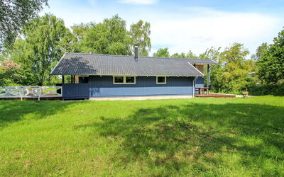 Ejvi - 700M from the Sea