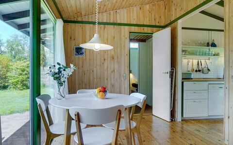 Morle - 600M from the Sea: Wood, Cottage, Hardwood, Plank, Wood Stain, Garden Buildings, Design, Yard, Log Cabin, Backyard