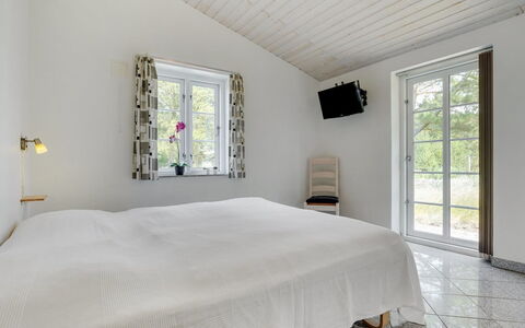 Nana - 4Km from the Sea: Wood, Ceiling, Interior Design, Floor, Flooring, Bedroom, Bed, Home, Furniture, Bed Sheet
