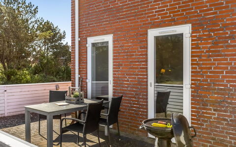 Niilo - 1.7Km from the Sea: Grass, Grassland, Landscape, Ecoregion, Plain, Plant Community, Land Lot, Outdoor Furniture, Prairie, Shrubland