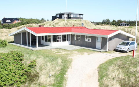 Dalia - 200M from the Sea: Cottage, Shed, Hut, Farmhouse, Prairie, Shack, Barn, Log Cabin, Garden Buildings