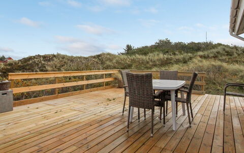 Ami - 200M from the Sea: Wood, Home, Porch, Deck, Hardwood, Roof, Wood Stain, Wood Flooring, Eco Hotel