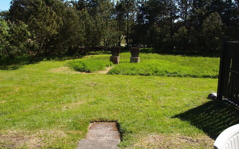 Anka - 2Km from the Sea: Vegetation, Shrub, Spring, Cottage, Garden, Shade, Backyard, Yard, Chair