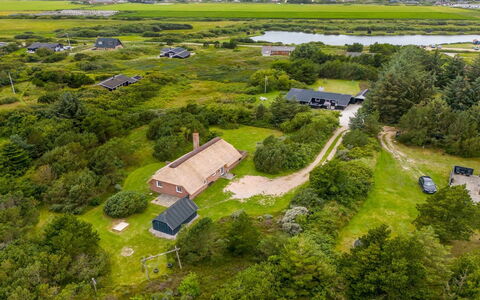 Pasi - 1.2Km from the Sea: Landscape, Grassland, Ecoregion, Land Lot, Rural Area, Roof, Plain, Cottage, Field, Village
