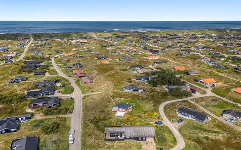 Temjana - from the Sea: House, Roof, Home, Cottage, Shed, Garden Buildings, Siding, Yard, Log Cabin, Hut