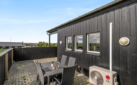 Temjana - from the Sea: House, Roof, Home, Cottage, Shed, Garden Buildings, Siding, Yard, Log Cabin, Hut