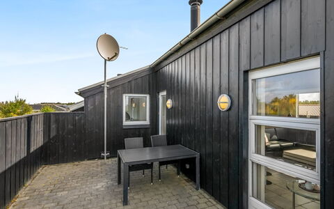 Temjana - from the Sea: House, Roof, Home, Cottage, Shed, Garden Buildings, Siding, Yard, Log Cabin, Hut