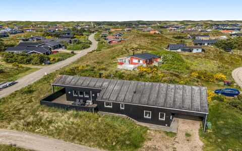 Temjana - from the Sea: House, Roof, Home, Cottage, Shed, Garden Buildings, Siding, Yard, Log Cabin, Hut