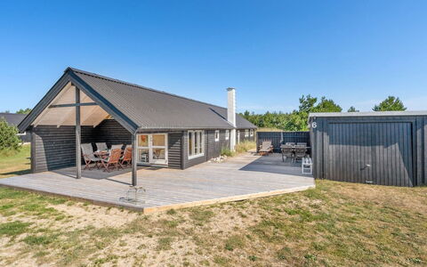 Tameran - 700M from the Sea: Cottage, Shed, Hut, Farmhouse, Prairie, Shack, Barn, Log Cabin, Garden Buildings