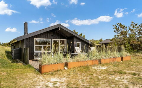 Suleika - 900M from the Sea: Vegetation, Shrub, Spring, Cottage, Garden, Shade, Backyard, Yard, Chair