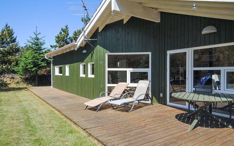 Heggi - 900M from the Sea: Roof, Plain, Land Lot, Rural Area, Home, Estate, Field, Cottage, Lawn, Suburb