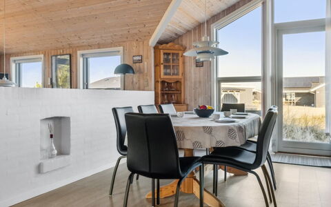 Øde - 350M from the Sea: Cottage, Shed, Hut, Farmhouse, Prairie, Shack, Barn, Log Cabin, Garden Buildings