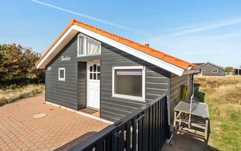 Øde - 350M from the Sea: Cottage, Shed, Hut, Farmhouse, Prairie, Shack, Barn, Log Cabin, Garden Buildings