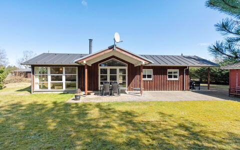 Herwarth - 3.3Km from the Sea: Roof, House, Home, Cottage, Siding, Estate, Driveway, Garden Buildings, Yard, Shed