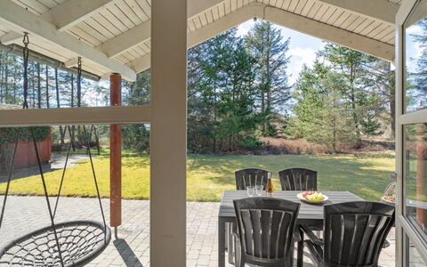 Herwarth - 3.3Km from the Sea: Roof, House, Home, Cottage, Siding, Estate, Driveway, Garden Buildings, Yard, Shed