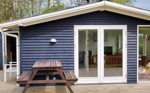 Hoimar - 400M from the Sea: Roof, House, Home, Cottage, Door, Siding, Deck, Porch, Plank, Hardwood