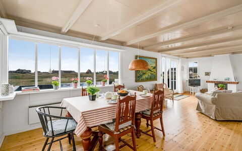 Jamie - 200M from the Sea: Ceiling, Flooring, Interior Design, Floor, Composite Material, Furniture, Resort, Hotel, Design, Daylighting