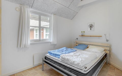 Jenna - 1.4Km from the Sea: Wood, Flooring, Furniture, Floor, Interior Design, Bedroom, Ceiling, Bed, Lighting, Wood Flooring