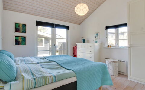 Soleil - 300M from the Sea: Furniture, Interior Design, Bedroom, Bed, Ceiling, Wood, Flooring, Floor, Room, Bed Sheet