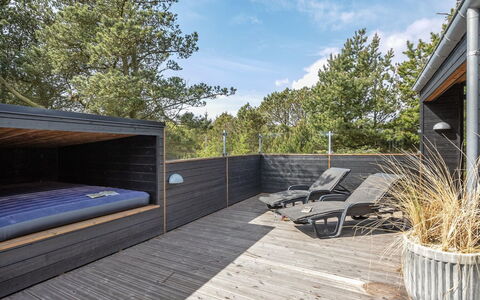 Lassi - 950M from the Sea: Cottage, Shed, Hut, Farmhouse, Prairie, Shack, Barn, Log Cabin, Garden Buildings