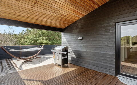 Lassi - 950M from the Sea: Cottage, Shed, Hut, Farmhouse, Prairie, Shack, Barn, Log Cabin, Garden Buildings