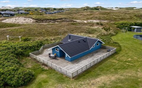 Valia - 400M to the Fjord: House, Home, Roof, Cottage, Shrub, Siding, Door, Garden, Farmhouse