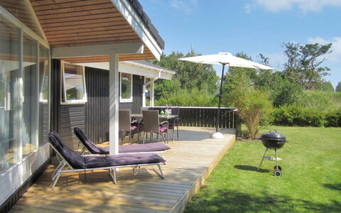 Augusta - 700M from the Sea: Residential Area, Roof, Suburb, Driveway, Estate, Chimney