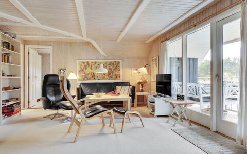 Annli - 1.5Km from the Sea: Wood, Interior Design, Furniture, Ceiling, Flooring, Floor, Wood Flooring, Chair, Home, Living Room