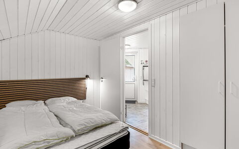 Sylvi - 1.7Km from the Sea: Wood, Ceiling, Interior Design, Flooring, Floor, Bedroom, Bed, Room, Apartment, Wood Flooring
