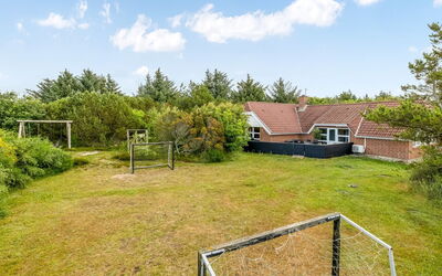 Sylvi - 1.7Km from the Sea