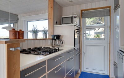 Athina - 200M from the Sea