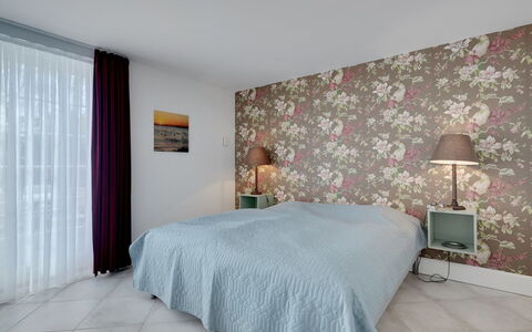 Aamunde - 100M from the Sea: Furniture, Interior Design, Chair, Flooring, Table, Resort, Floor, Ceiling, Room, Eco Hotel