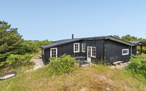 Stefana - 200M from the Sea: Plant Community, Sunlight, Herbaceous Plant, Garden, Plantation, Agriculture, Farm