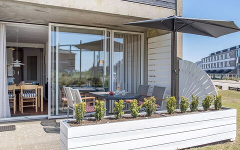 Jano - 100M from the Sea: Home, Furniture, Outdoor Furniture, Composite Material, Deck, Chair, Patio, Balcony, Shade, Flowerpot