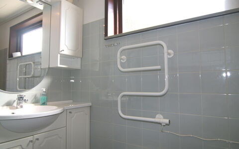 Sophine - 50M from the Sea: Wall, Plumbing Fixture, Flooring, Bathroom, Interior Design, Floor, Plumbing, Tap, Bathroom Sink, Sink