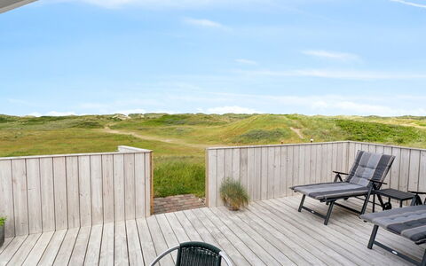 Betti - 300M from the Sea: Grass, House, Roof, Home, Cottage, Shrub, Land Lot, Rural Area, Farmhouse, Groundcover