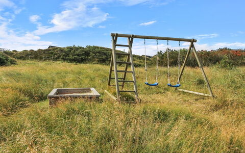 Halda - 300M from the Sea: Cottage, Shed, Hut, Farmhouse, Prairie, Shack, Barn, Log Cabin, Garden Buildings