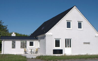 Arli - 800M from the Sea