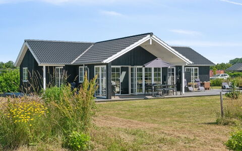 Annerose - 550M from the Sea: Home, Roof, House, Cottage, Estate, Door, Porch, Siding, Farmhouse, Shade