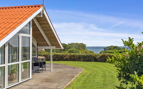 Aarne - 300M from the Sea: Cottage, Home, House, Roof, Porch, Estate, Siding, Garden Buildings, Farmhouse, Yard