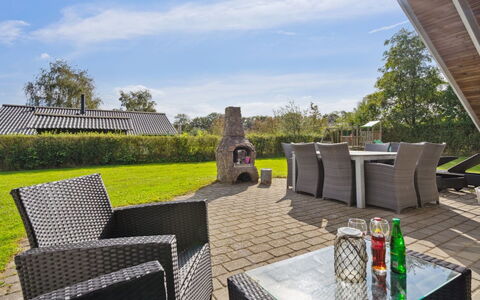 Frosina - 300M from the Sea: Plant Community, Sunlight, Herbaceous Plant, Garden, Plantation, Agriculture, Farm
