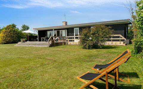 Stygge - 400M from the Sea: Grass, Shrub, Land Lot, Grassland, Plain, Lawn, Groundcover, Cottage