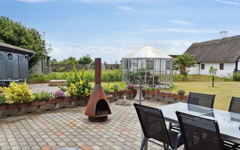 Amely - 500M from the Sea: Roof, Garden, Furniture, Land Lot, Cloud, Cottage, Flowerpot, Home, Outdoor Furniture