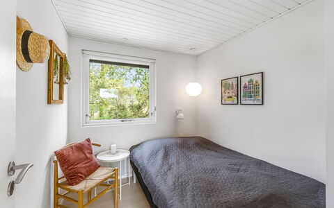 Barba - 2Km from the Sea: Wall, Wood, Interior Design, Ceiling, Flooring, Floor, Bedroom, Bed, Lighting, Home
